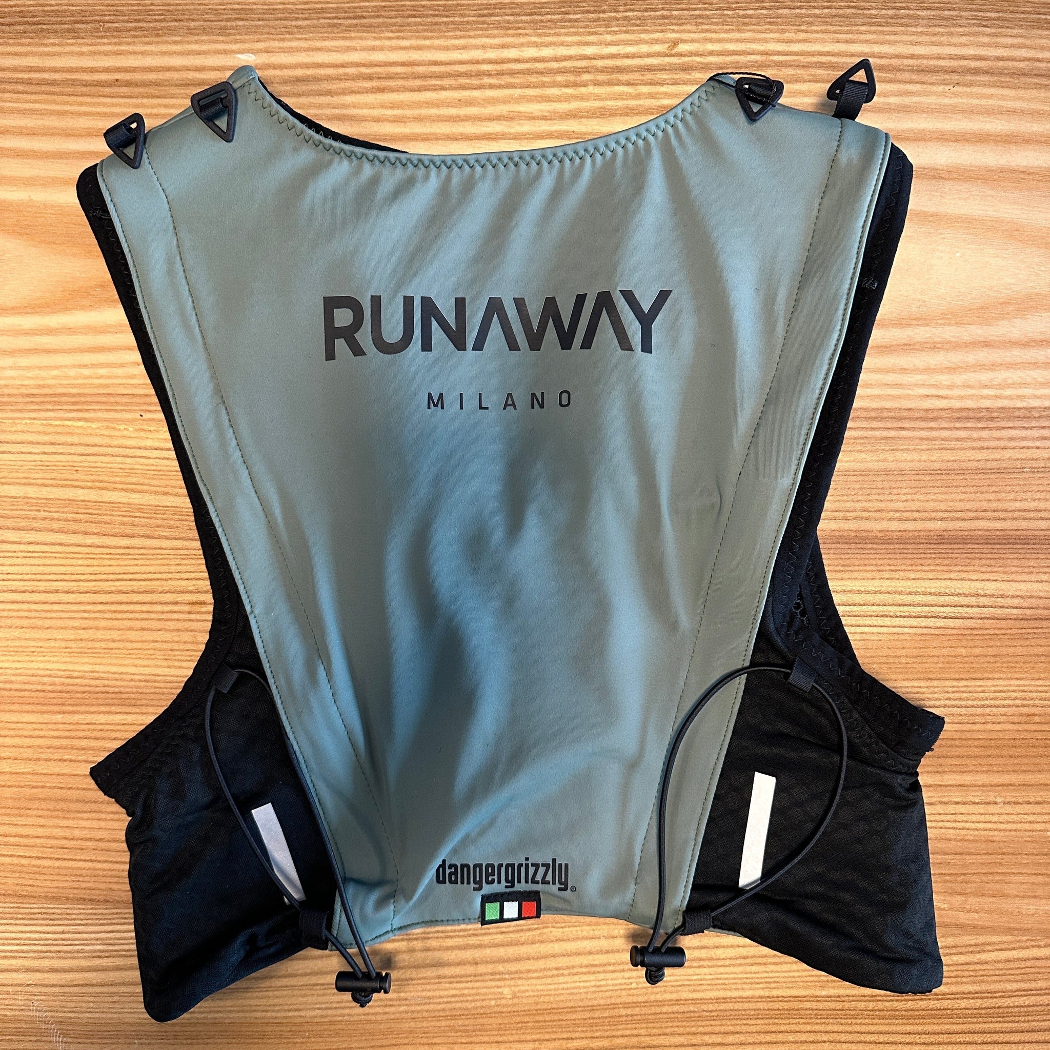 Zaino GHOST VEST 12 - 2024 edition – Runaway Milano