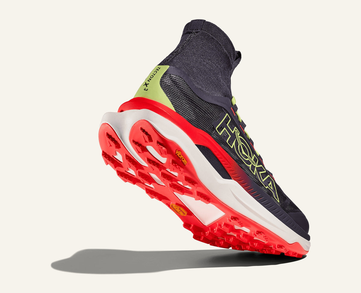 Hoka Tecton X 3