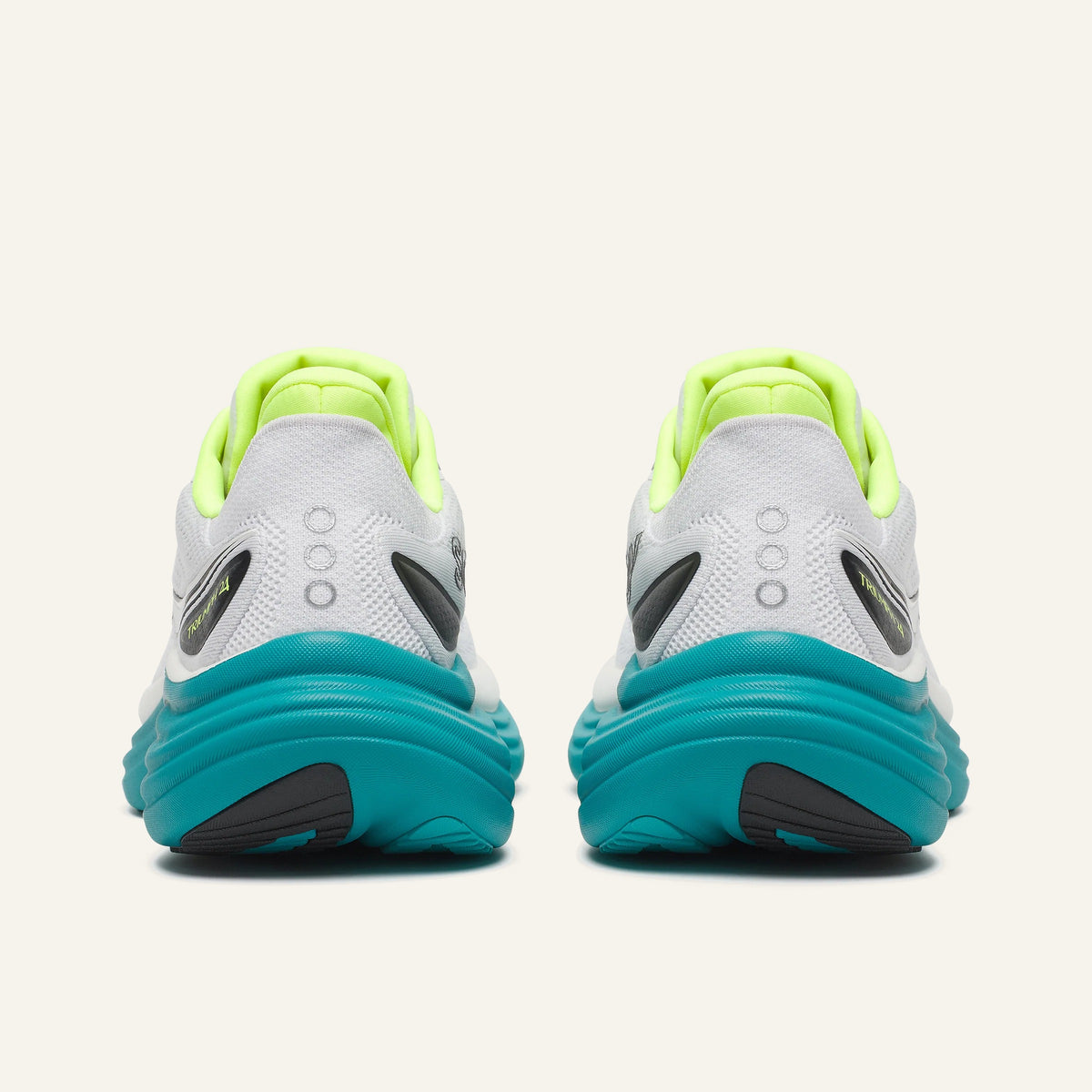 Saucony - Triumph 24